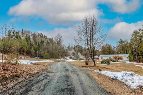 $349,999 | 956 Mosquitoville Road, Groton, VT 05046