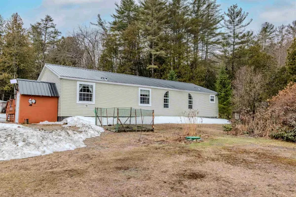 $349,999 | 956 Mosquitoville Road, Groton, VT 05046