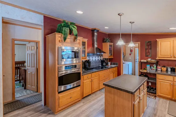 $349,999 | 956 Mosquitoville Road, Groton, VT 05046