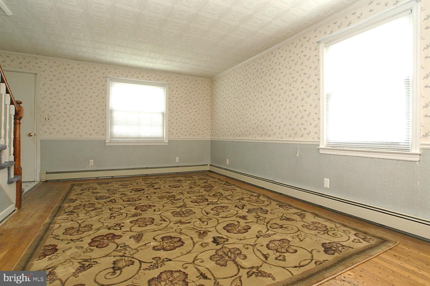 29 Baylor Road Hamilton, NJ 08610 - Photo 12 of 59 Living Room