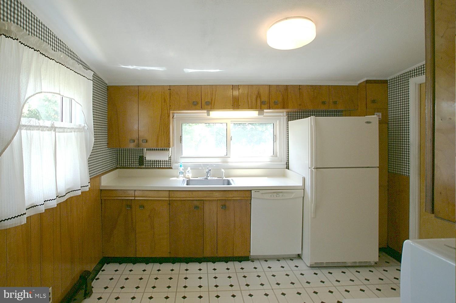 29 Baylor Road Hamilton, NJ 08610 - Photo 25 of 59 Kitchen