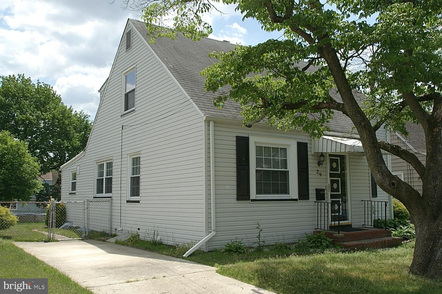 29 Baylor Road Hamilton, NJ 08610 - Photo 4 of 59 Exterior Front
