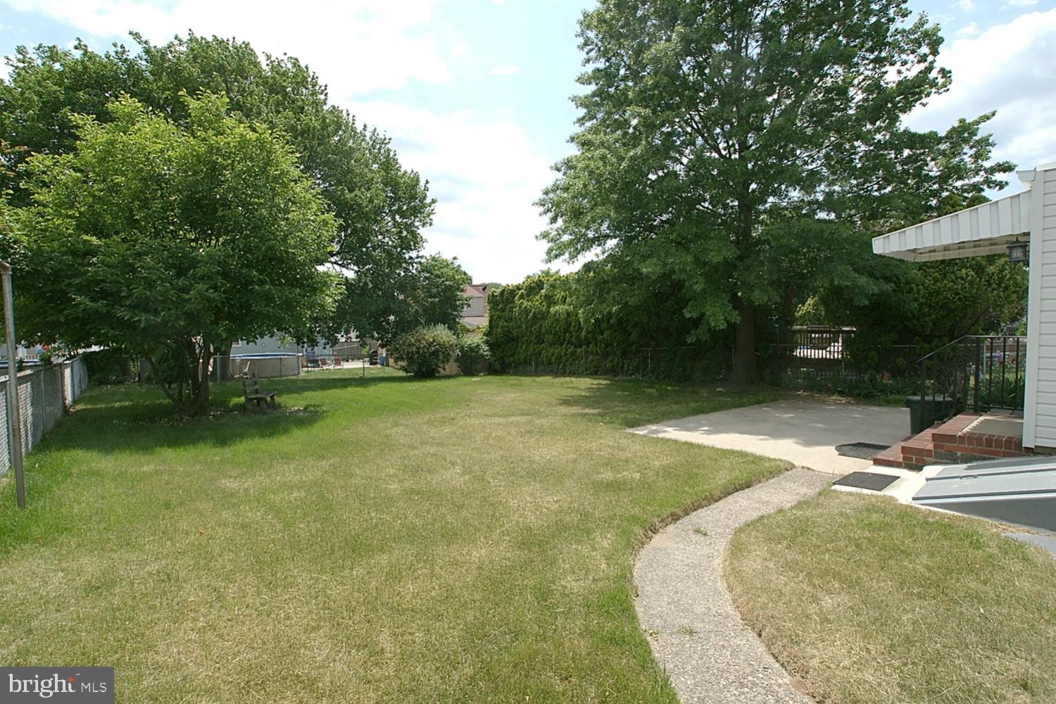 29 Baylor Road Hamilton, NJ 08610 - Photo 51 of 59 Backyard