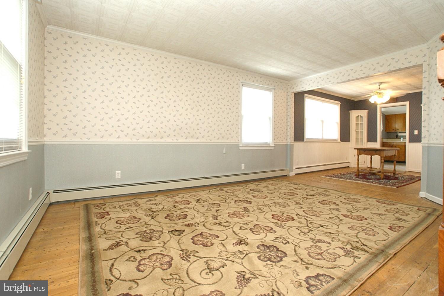 29 Baylor Road Hamilton, NJ 08610 - Photo 7 of 59 Living Room