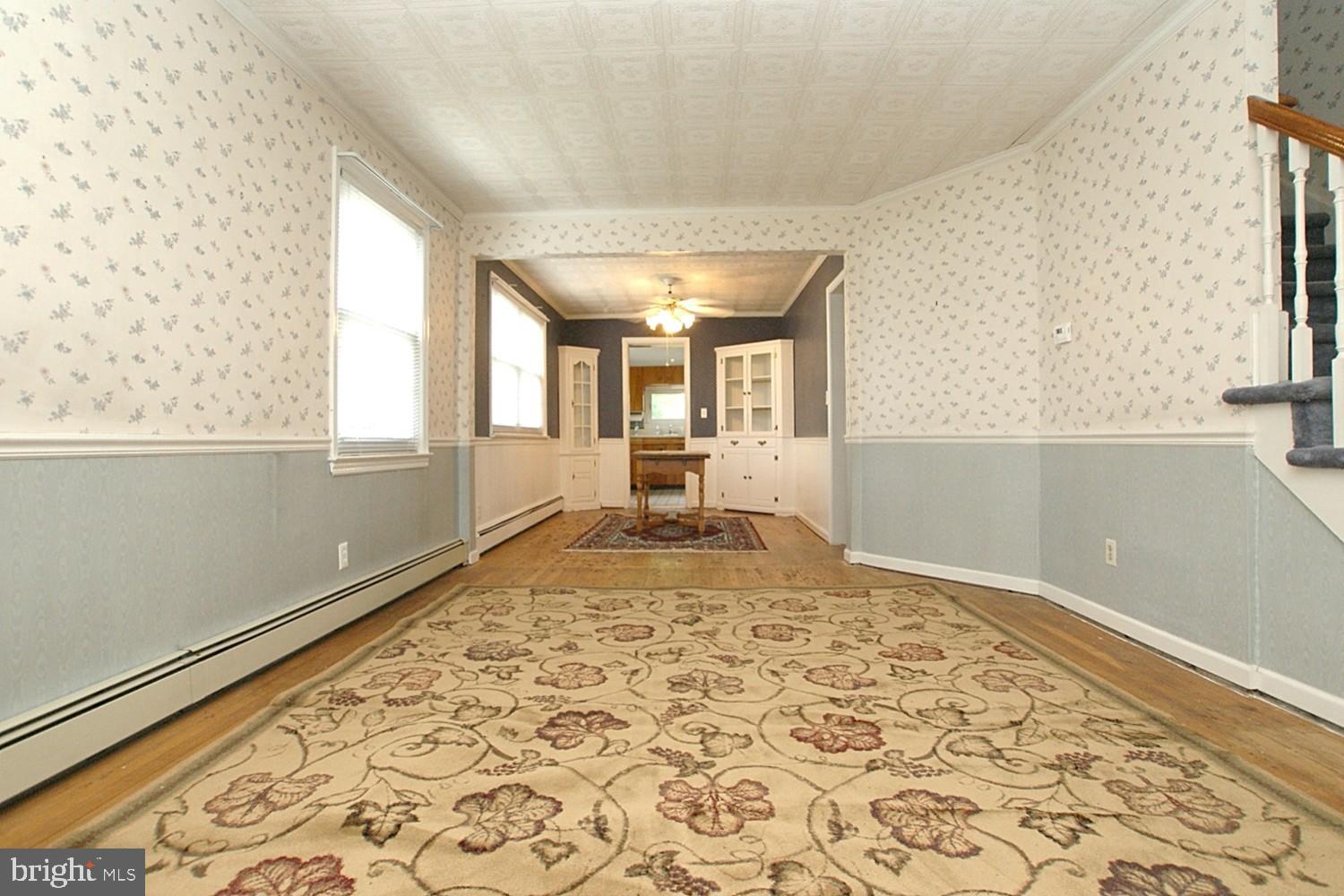 29 Baylor Road Hamilton, NJ 08610 - Photo 8 of 59 Living Room