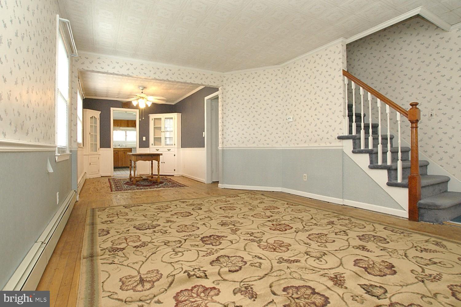 29 Baylor Road Hamilton, NJ 08610 - Photo 9 of 59 Living Room