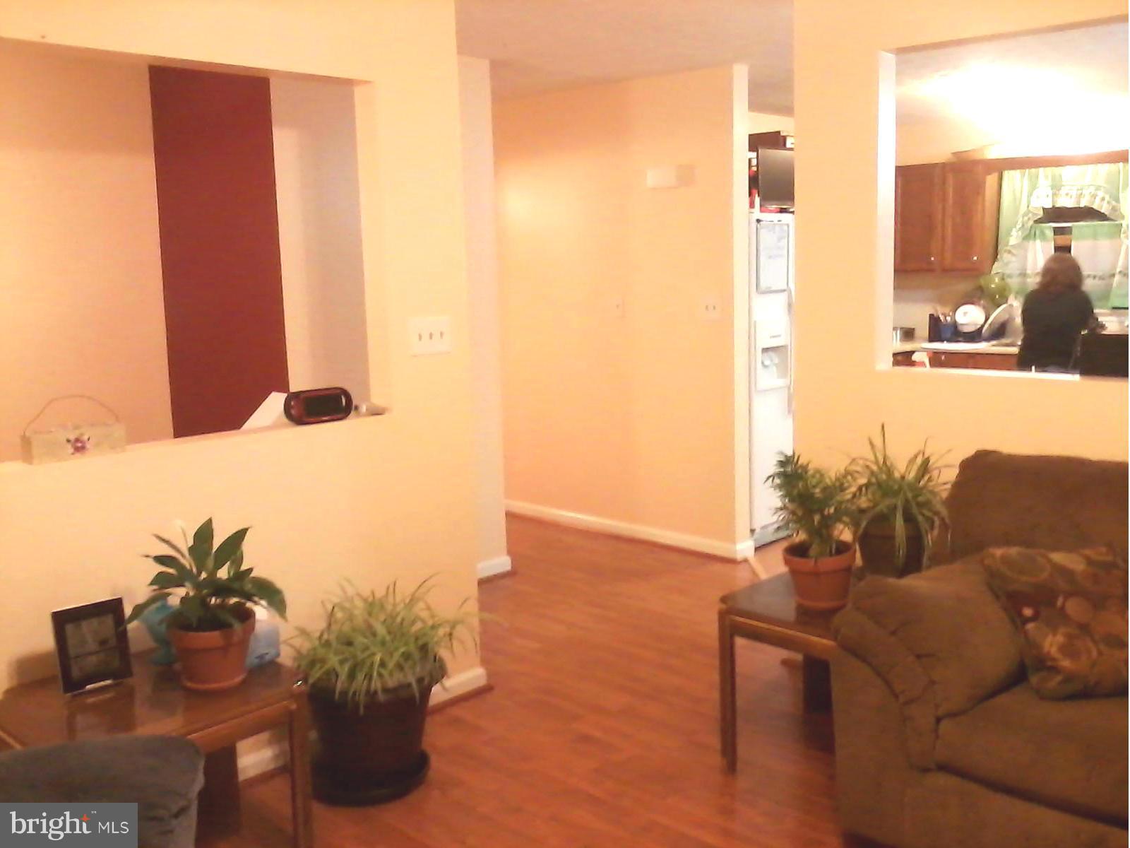 538 Hopewell Road Rising Sun, MD 21911 - Photo 8 of 10 Living Room