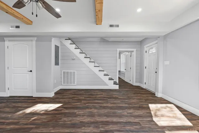 $296,500 | 204 Rogers Drive, Madison Heights, VA 24572