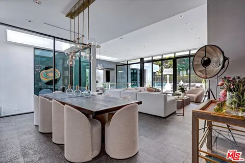 $13,495,000 | 1049 Loma Vista Drive, Beverly Hills, CA 90210