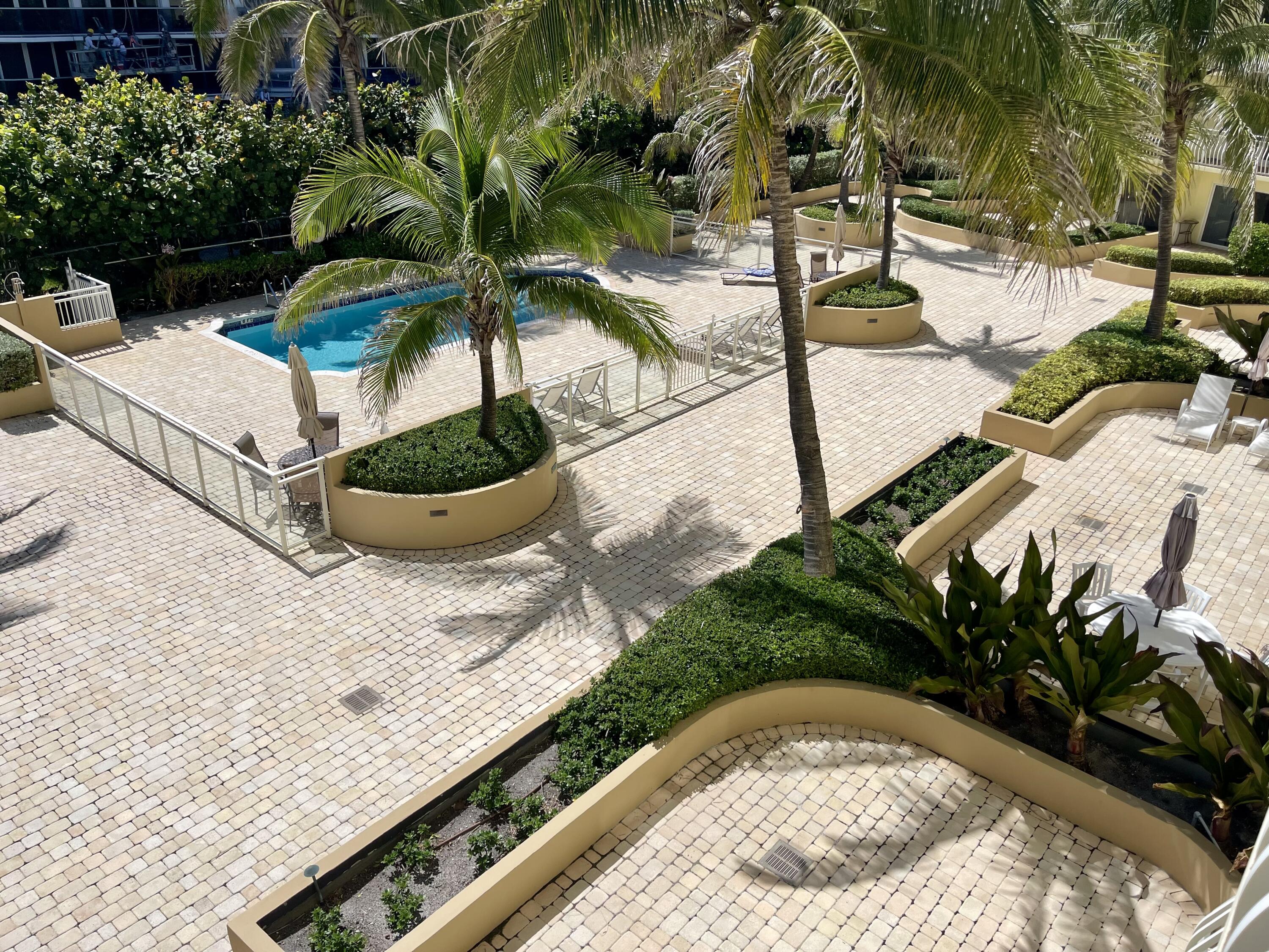 310 South Ocean Boulevard, Unit 305 Boca Raton, FL 33432 - Photo 6 of 25 IMG_1543