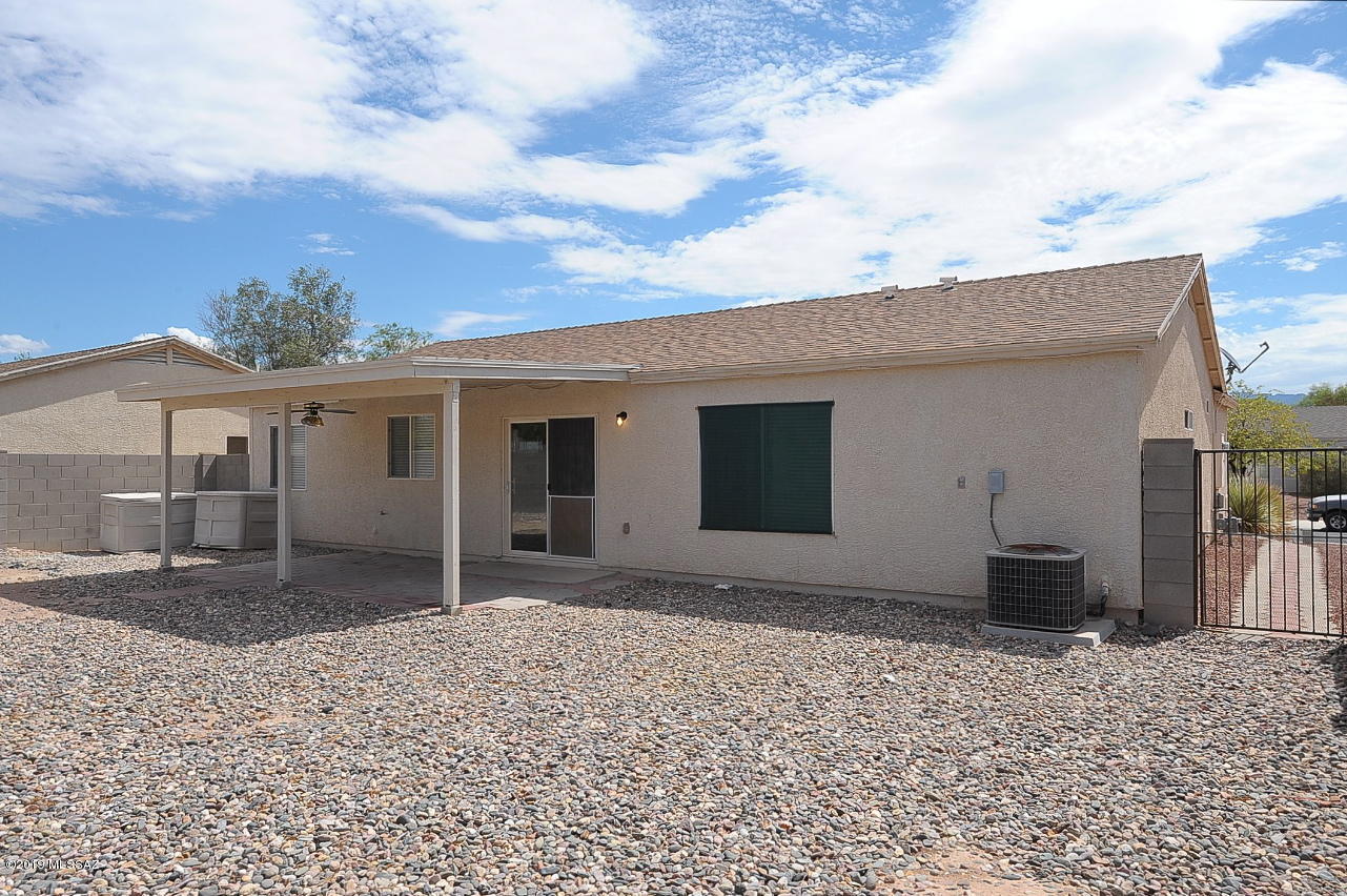 8757 North Golden Moon Way Tucson, AZ 85743 - Photo 13 of 15