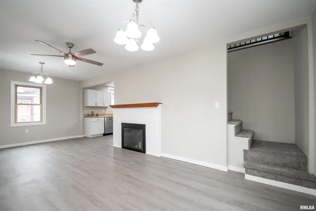 $198,000 | 15045 North River Beach Drive, Chillicothe, IL 61523