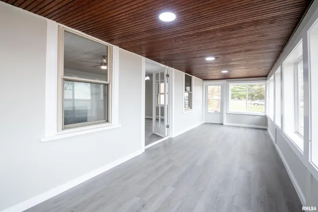 $198,000 | 15045 North River Beach Drive, Chillicothe, IL 61523