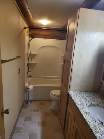 $340,000 | 2320 Baldwin Road, Unit R, New Athens, IL 62264