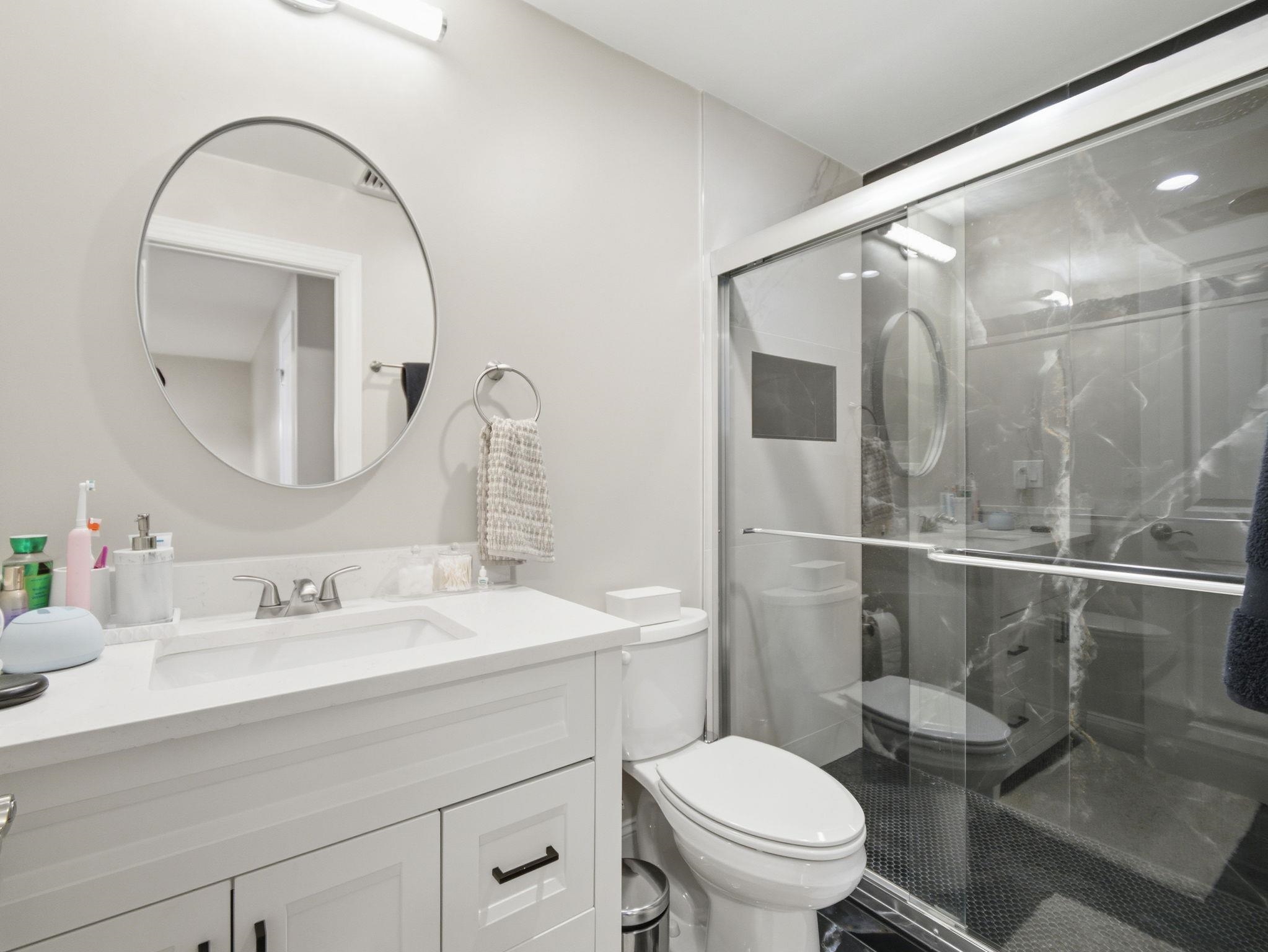 4 Wilshire Lane, Unit 4 Pelham, NH 03076 - Photo 22 of 39