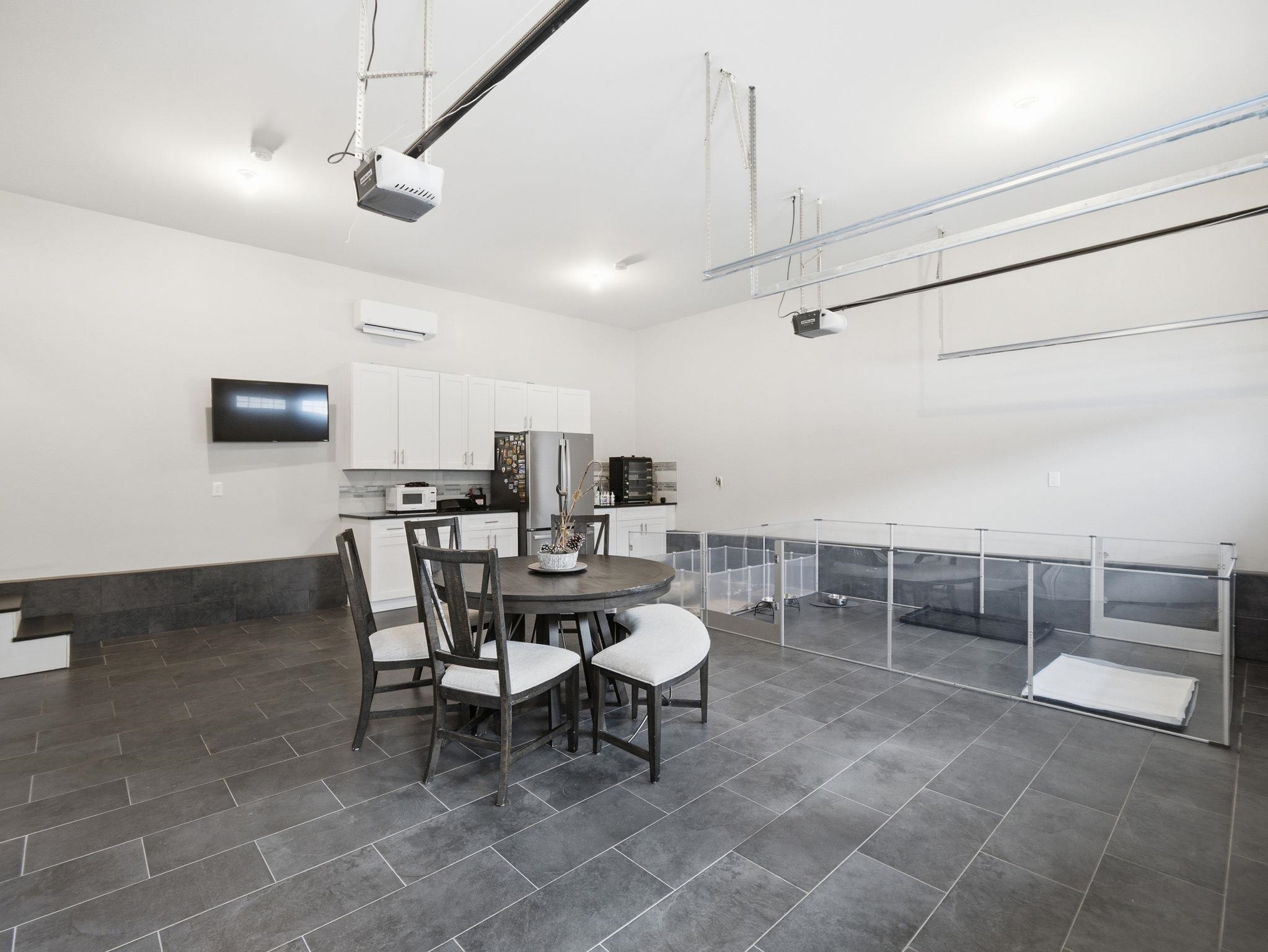 4 Wilshire Lane, Unit 4 Pelham, NH 03076 - Photo 32 of 39