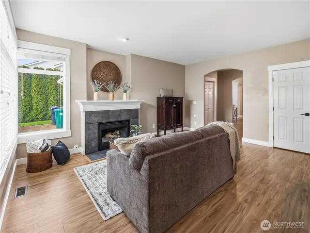 $739,990 | 3384 Larsen Avenue, Enumclaw, WA 98022