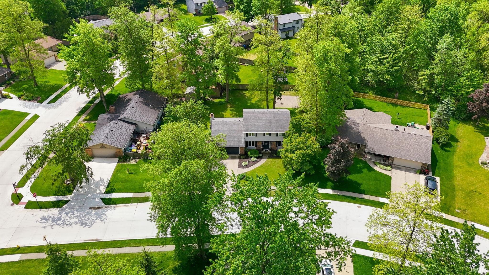 5828 Spring Oak Drive Fort Wayne, IN 46845 - Photo 5 of 36