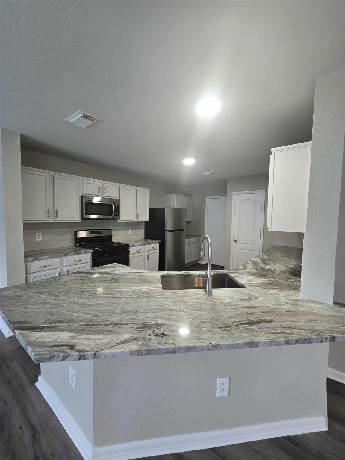 4419 Twisting Pine Court Spring, TX 77373 - Photo 4 of 22