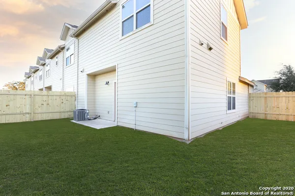 $1,600 | 223 Circle Court, Unit 223, Pleasanton, TX 78064