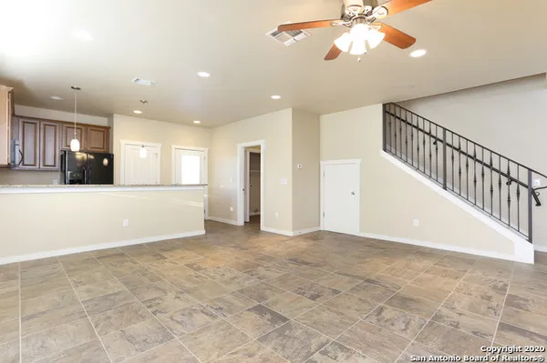 $1,600 | 223 Circle Court, Unit 223, Pleasanton, TX 78064