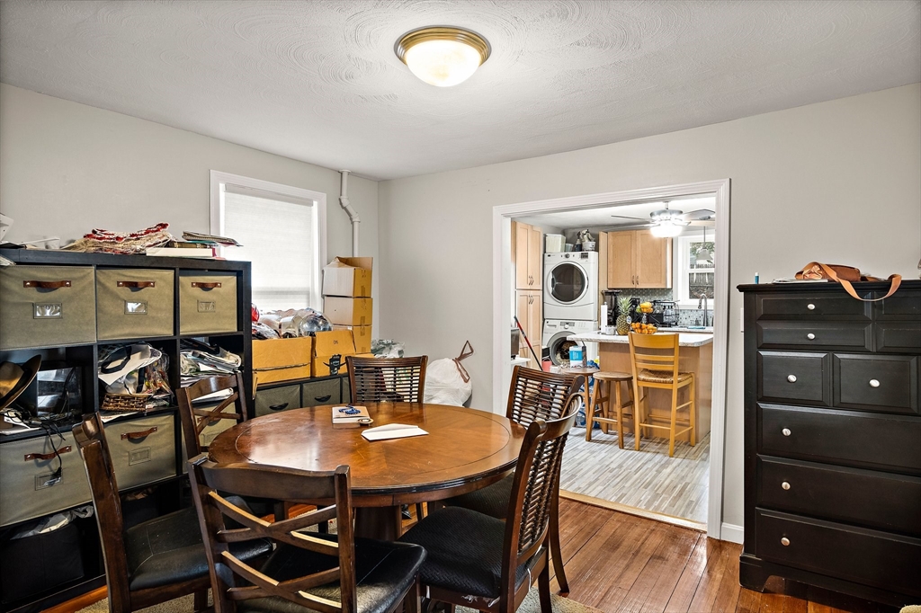 33 Jacobs Street Peabody, MA 01960 - Photo 19 of 29