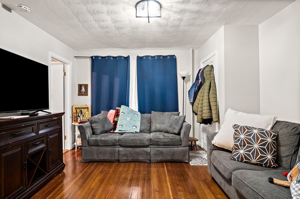 33 Jacobs Street Peabody, MA 01960 - Photo 20 of 29