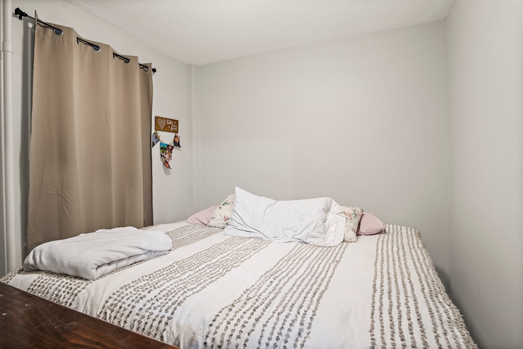 33 Jacobs Street Peabody, MA 01960 - Photo 23 of 29