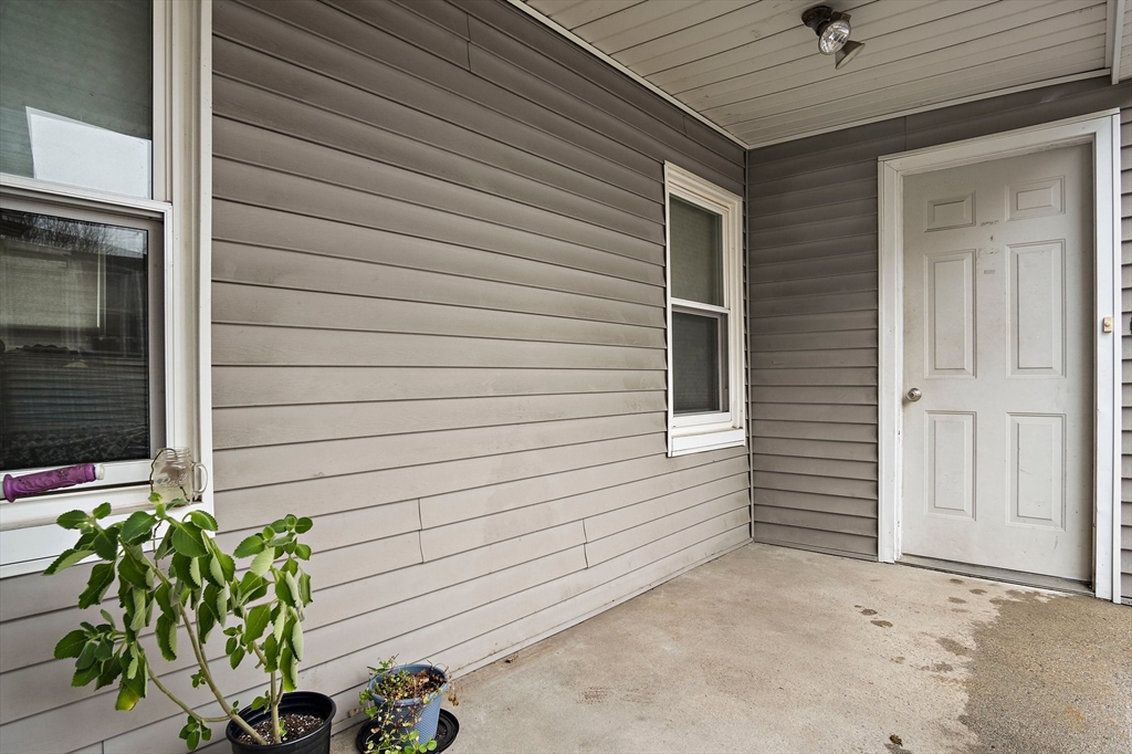 33 Jacobs Street Peabody, MA 01960 - Photo 25 of 29