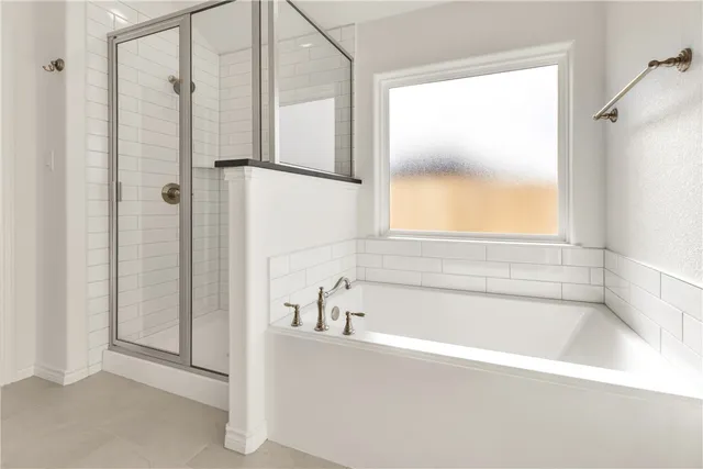 $365,400 | 1941 Pinemont View Drive, Bryan, TX 77807