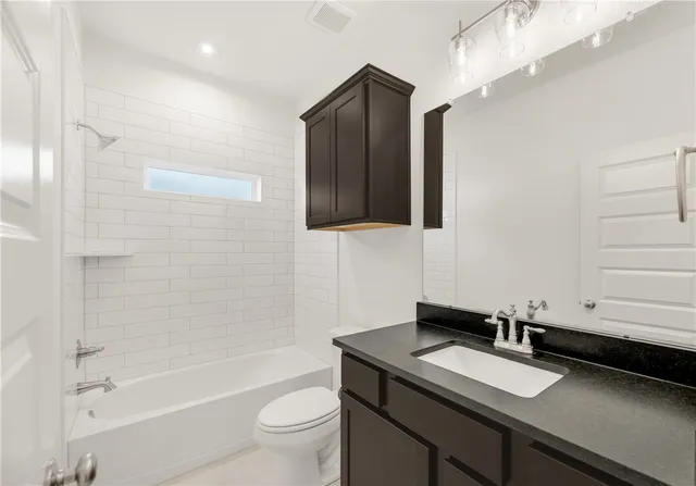 $365,400 | 1941 Pinemont View Drive, Bryan, TX 77807