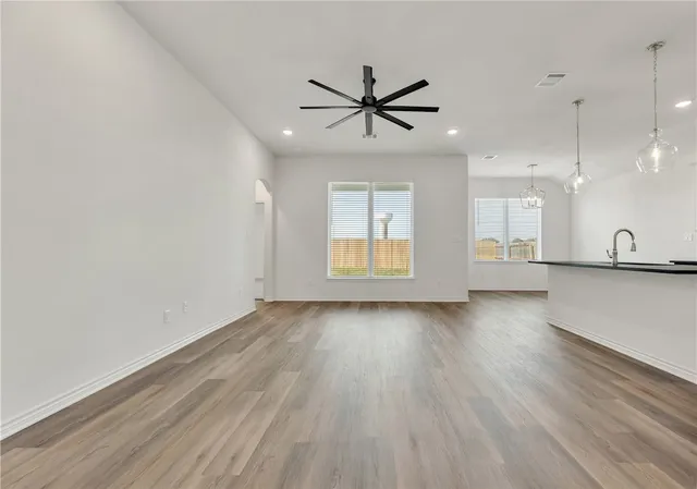 $365,400 | 1941 Pinemont View Drive, Bryan, TX 77807