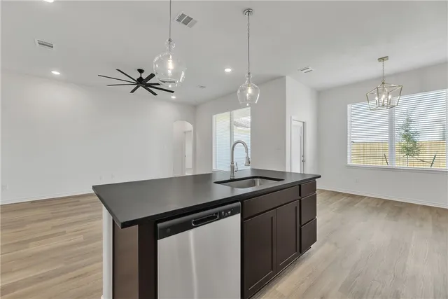 $365,400 | 1941 Pinemont View Drive, Bryan, TX 77807