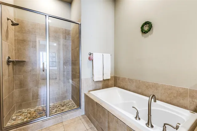 $469,900 | 7333 Valley View Lane, Unit 304, Dallas, TX 75240