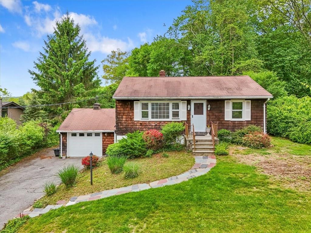 21 Gleneida Ridge Road Carmel, NY 10512 - Photo 1 of 1 Welcome Home to 21 Gleneida Ridge Road