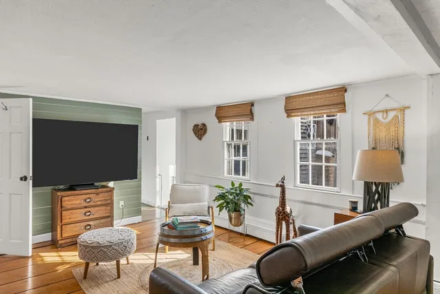 $1,187,000 | 138 Chase, Hyannis, MA 02601