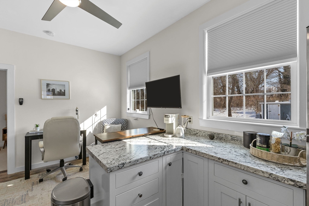 138 Chase Hyannis, MA 02601 - Photo 28 of 41