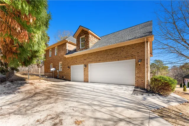$775,000 | 109 Limelight Drive, Anderson, SC 29621