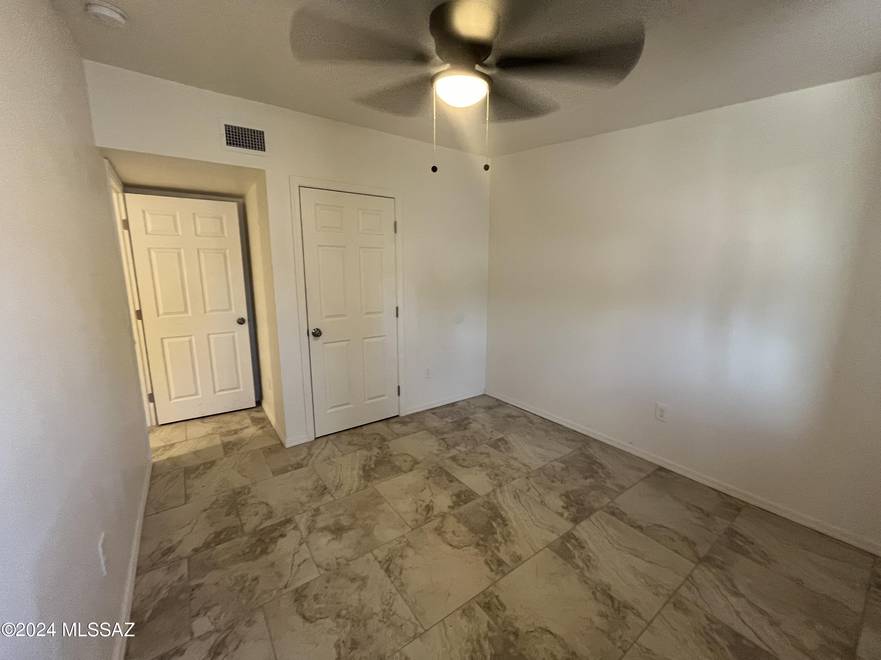 215 West Navajo Road, Unit A Tucson, AZ 85705 - Photo 32 of 34