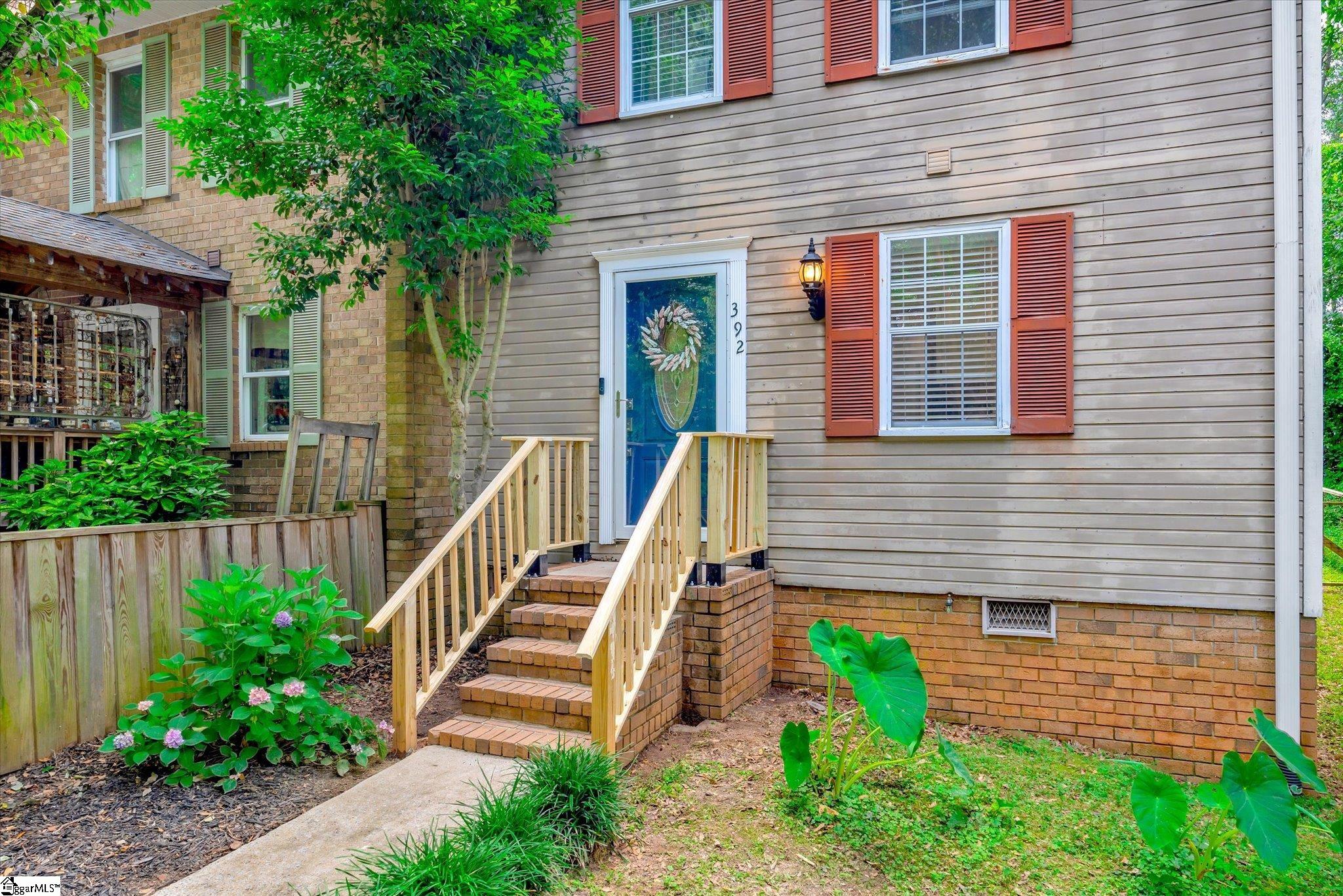 392 Micasa Drive Pendleton, SC 29670 - Photo 3 of 26 Gallery Image 3