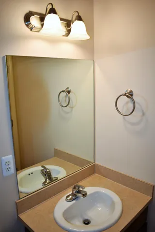 $1,700 | 609 Powell Drive, Dundee, MI 48131