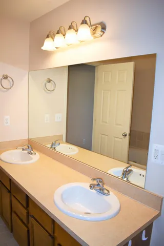 $1,700 | 609 Powell Drive, Dundee, MI 48131