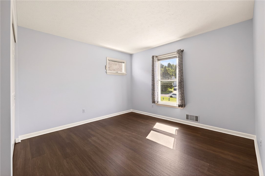 21 Wedmore Road Perinton, NY 14450 - Photo 34 of 49 Bedroom #4