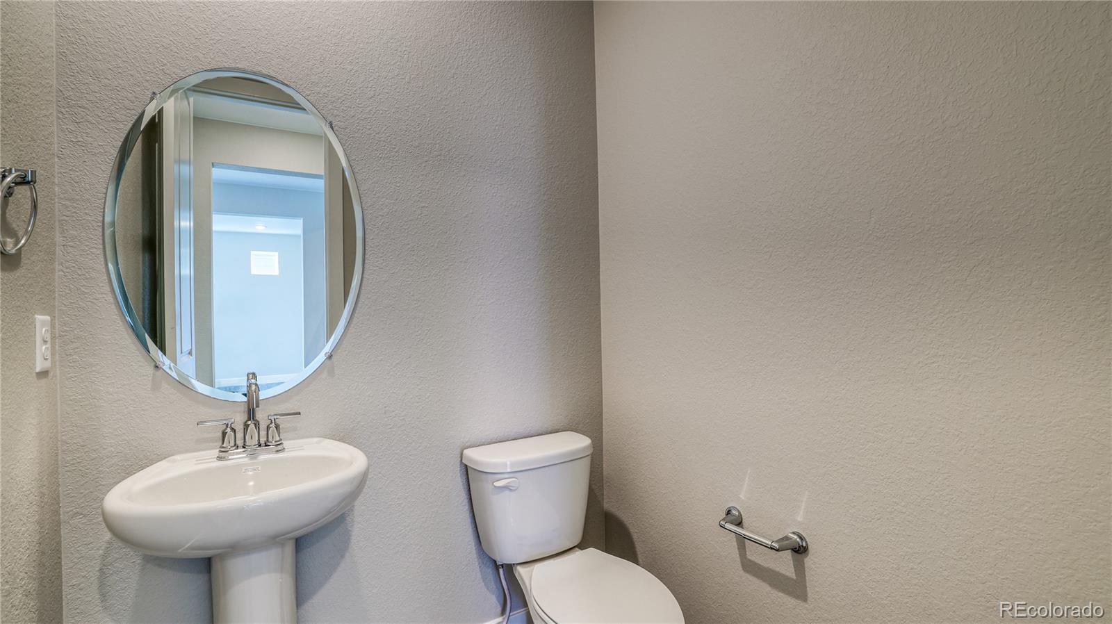 3978 North Buchanan Way Aurora, CO 80019 - Photo 18 of 31