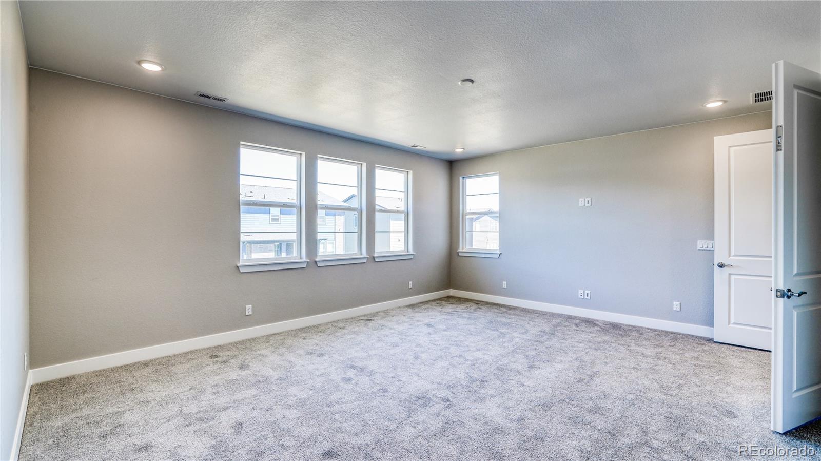 3978 North Buchanan Way Aurora, CO 80019 - Photo 22 of 31