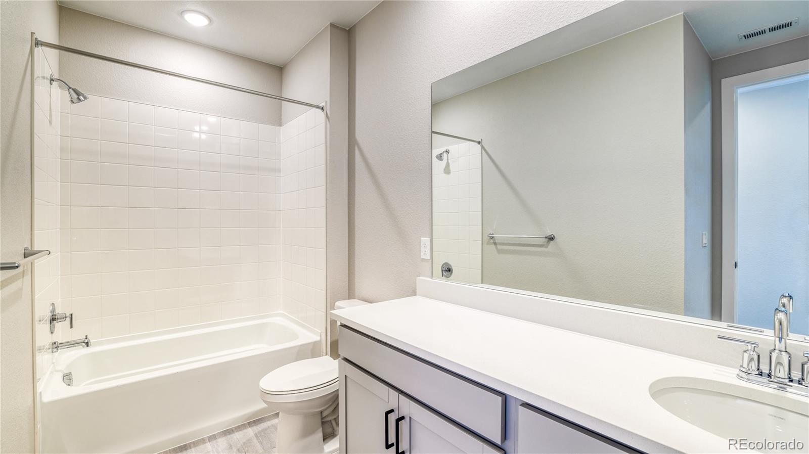 3978 North Buchanan Way Aurora, CO 80019 - Photo 27 of 31