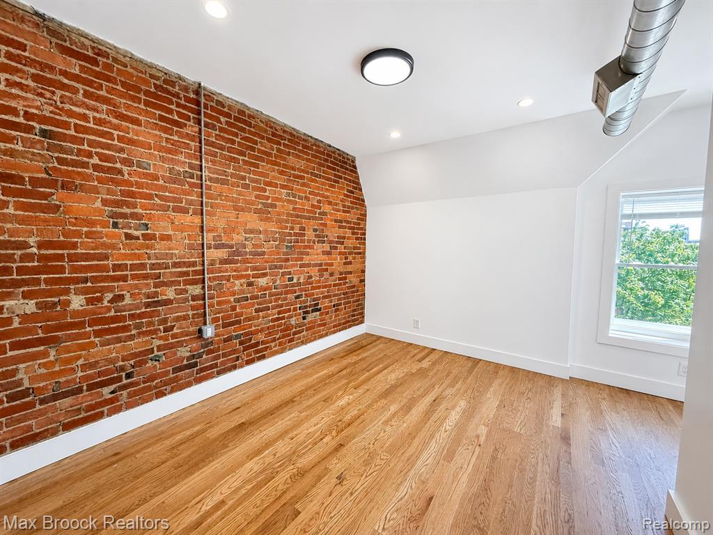 3143 Trumbull, Unit 301 Detroit, MI 48216 - Photo 5 of 12