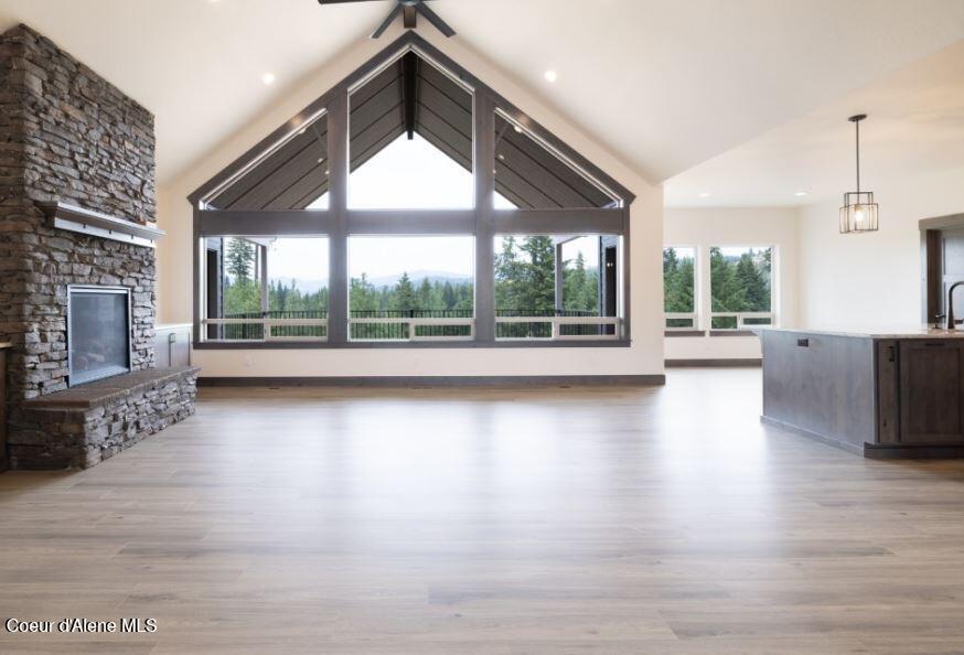 L4 West Gemini Lane Rathdrum, ID 83858 - Photo 8 of 26 Great Room