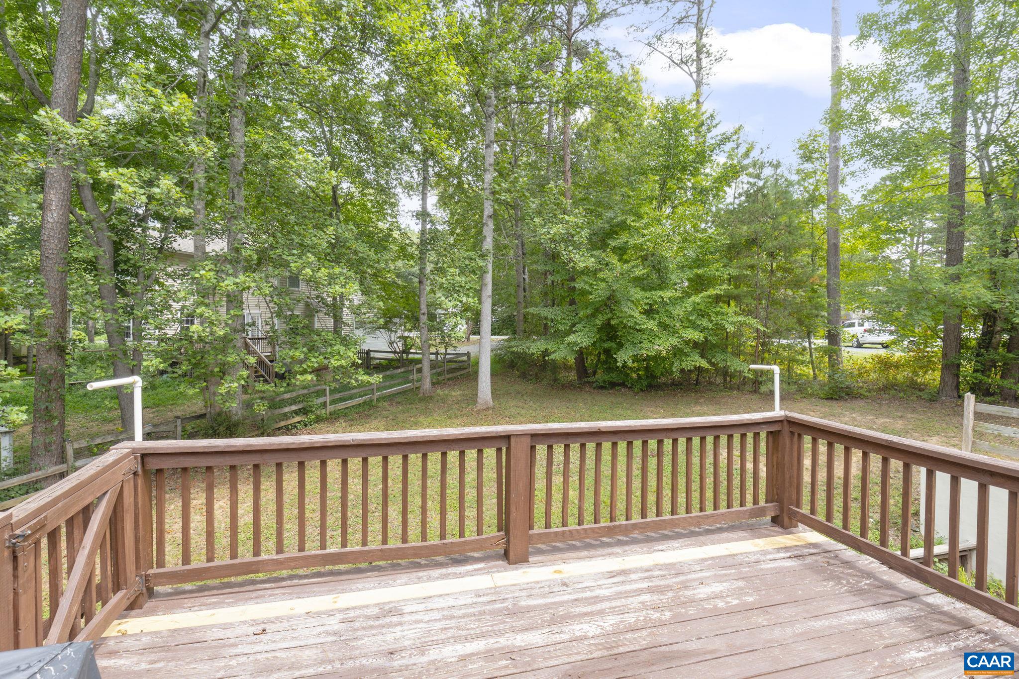 28 Lafayette Drive Palmyra, VA 22963 - Photo 28 of 35 a view of balcony with deck