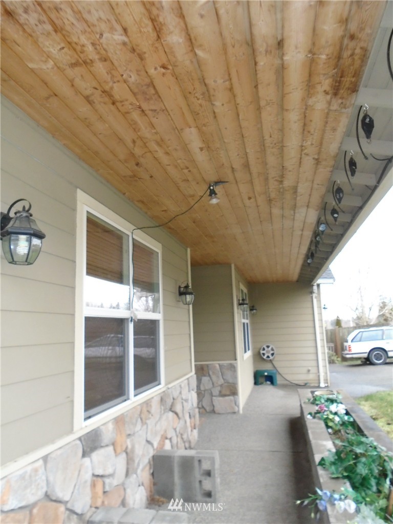 4159 Britton Loop Road Bellingham, WA 98226 - Photo 2 of 25 Gallery Image 2